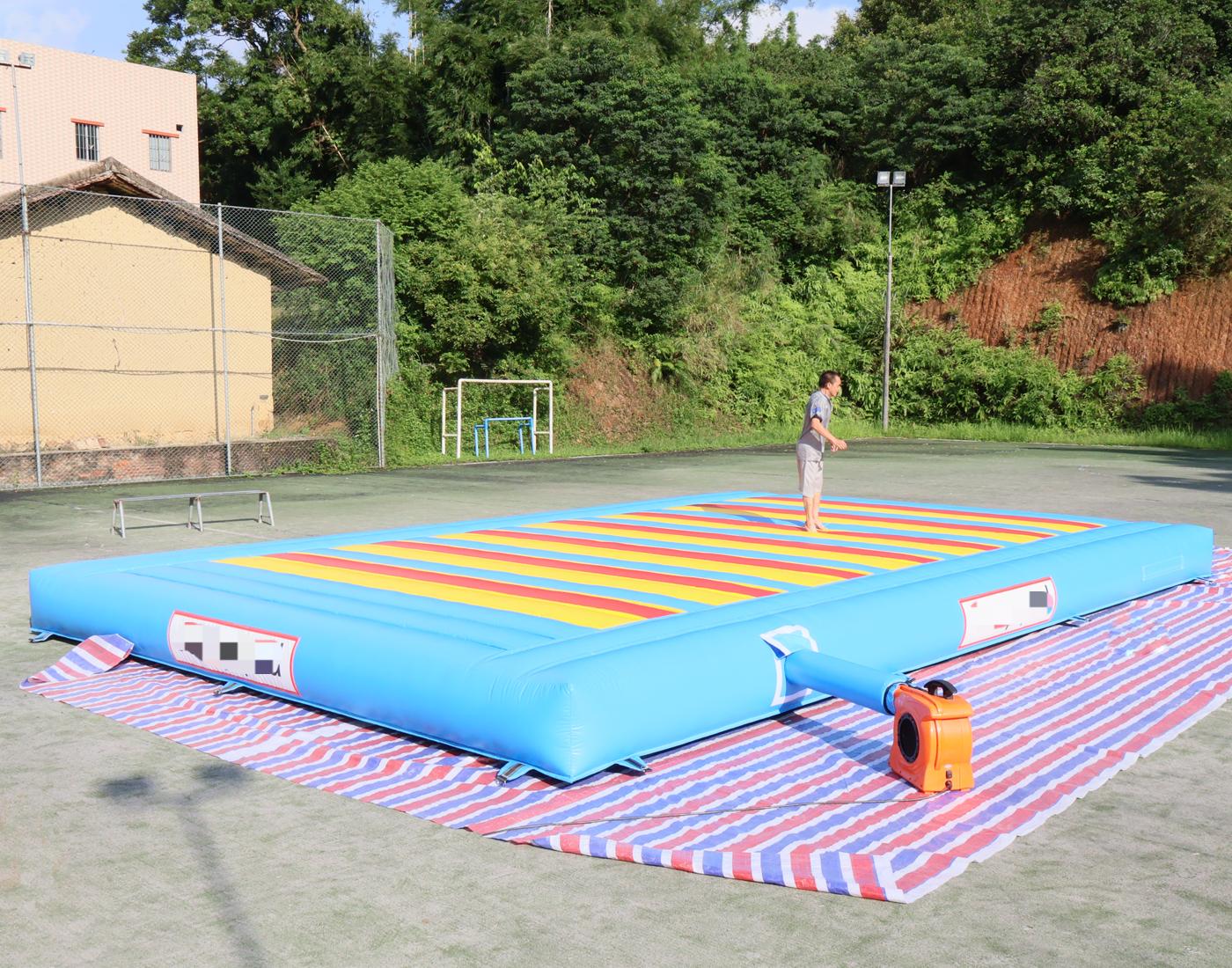 Almohadilla de rebote inflable - Kids Outdoor Gym reseña y precio